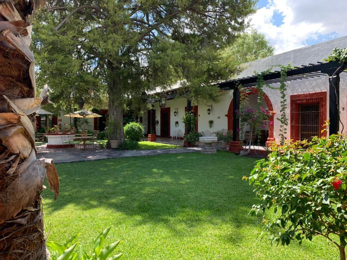 Hotel El Farol Parras de la Fuente Exterior foto